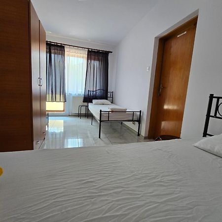 Z Villa Bucarest Extérieur photo