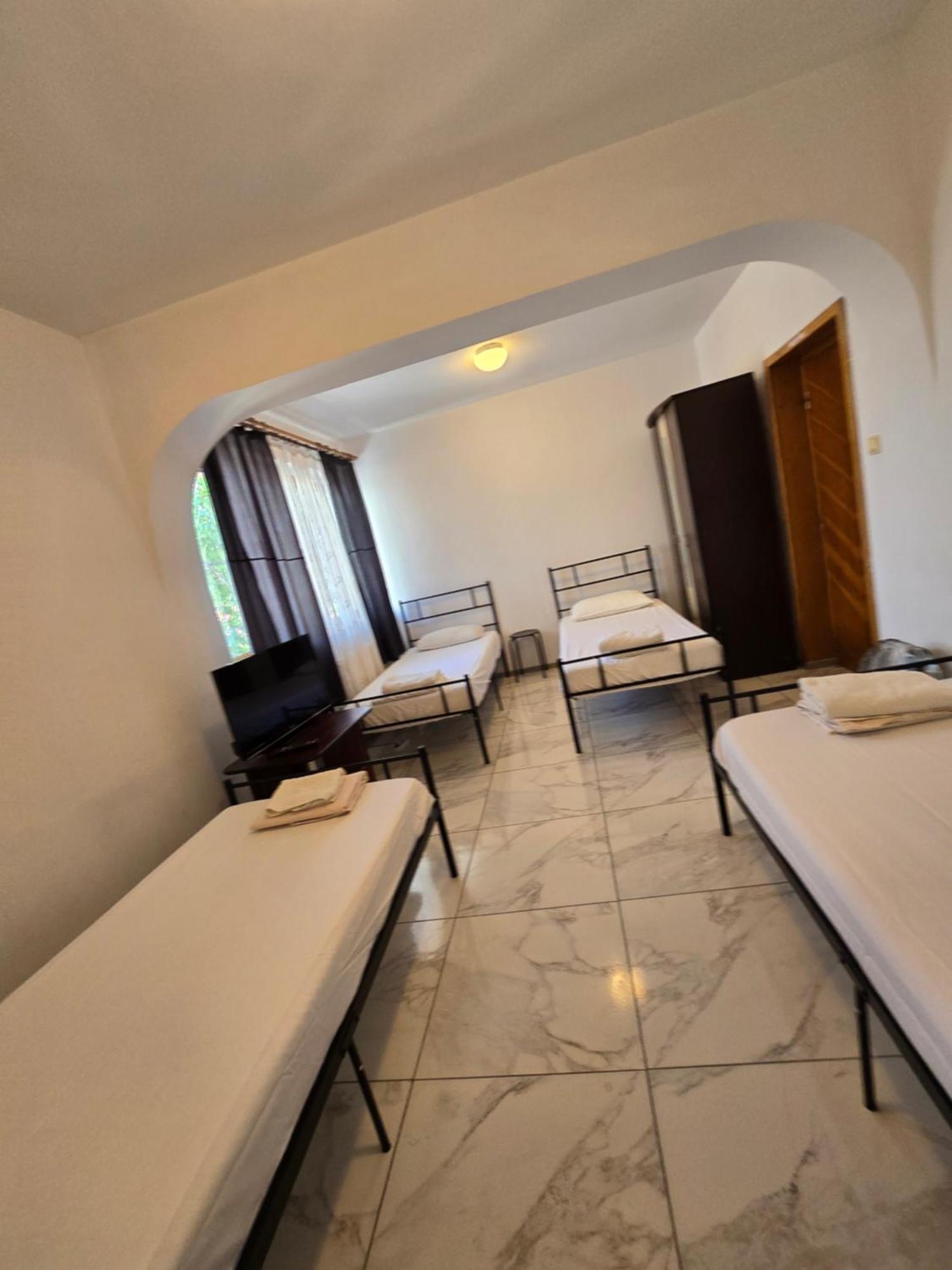Z Villa Bucarest Extérieur photo