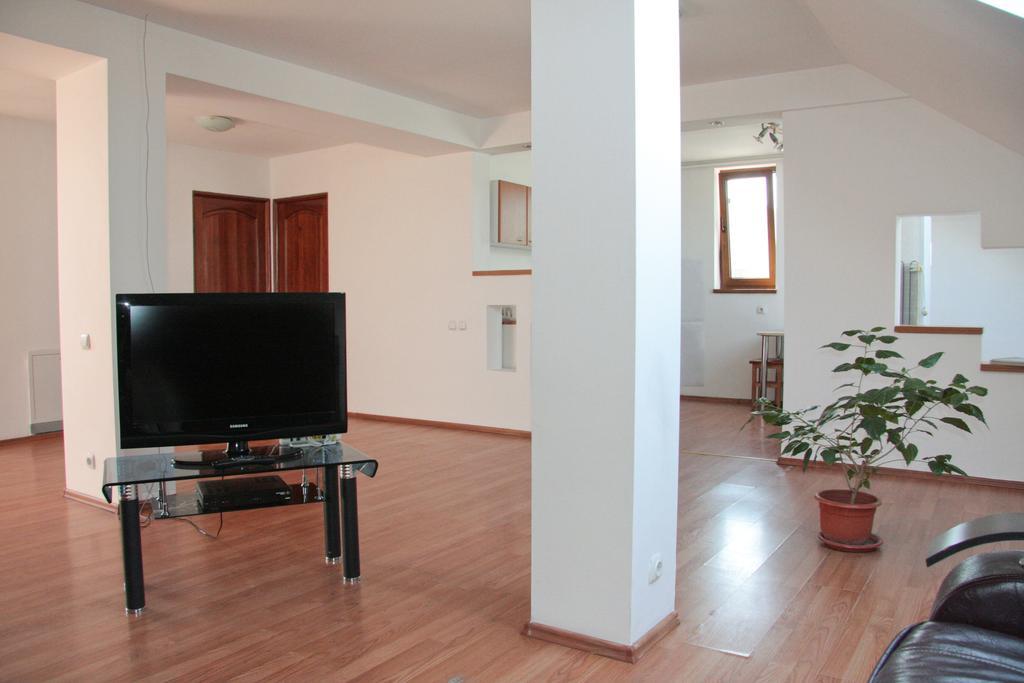 Z Villa Bucarest Extérieur photo