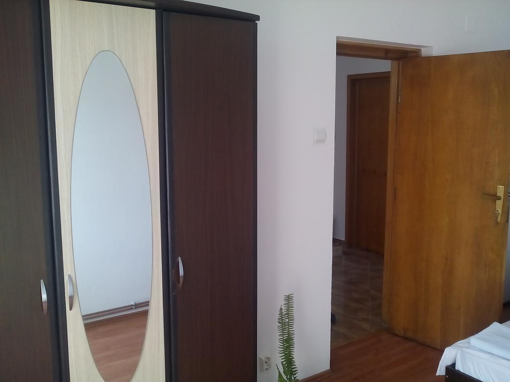 Z Villa Bucarest Chambre photo